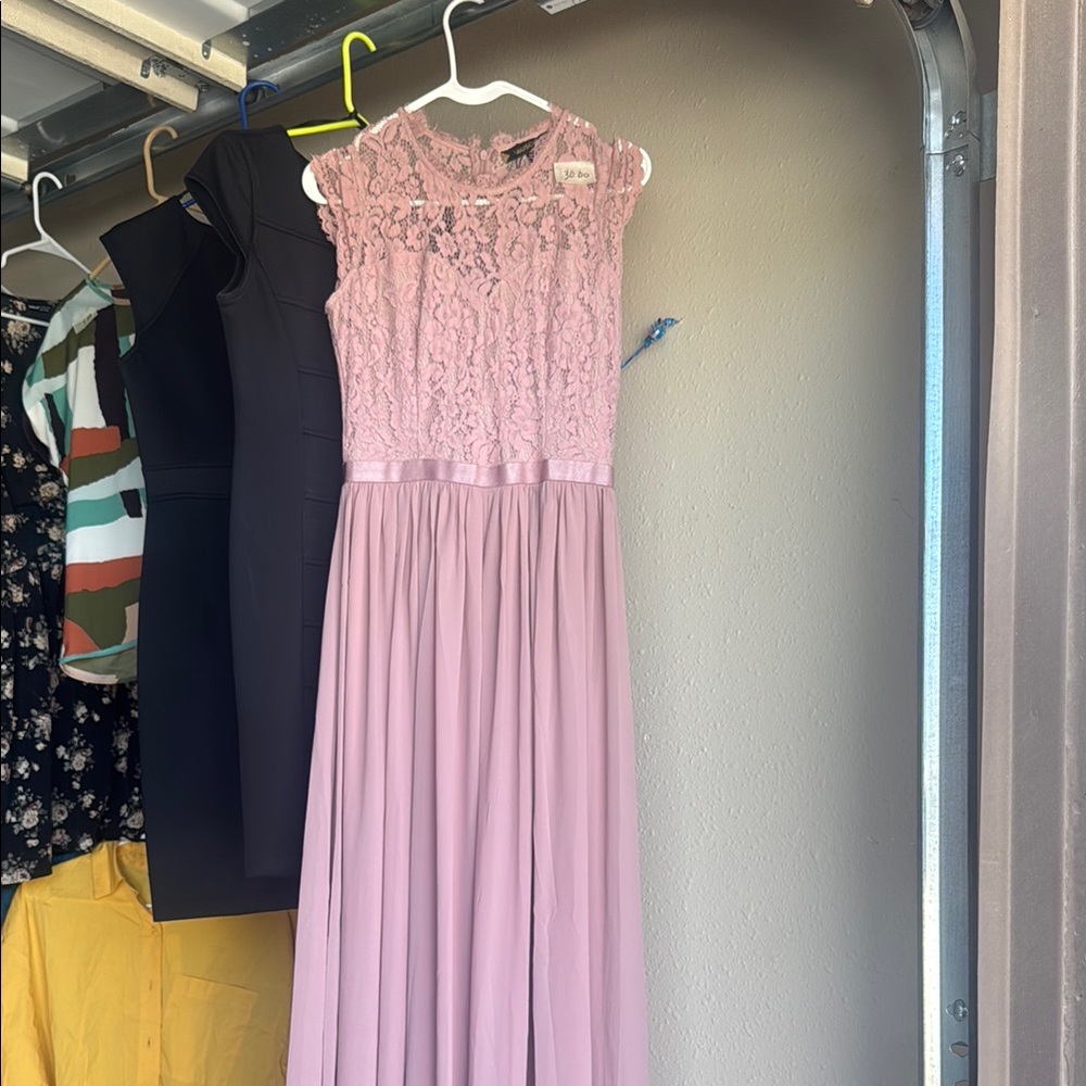Elegant dusty Pink Lace Maxi Dress